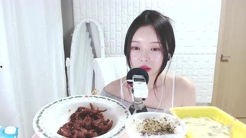 韩国吃瓜小姐姐吃辣的